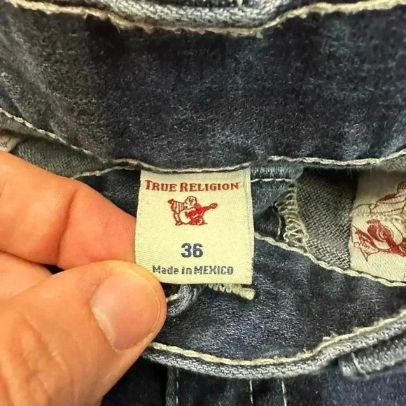 Vintage True Religion Dark Wash Denim Shorts Size 38 - Picture 3 of 6